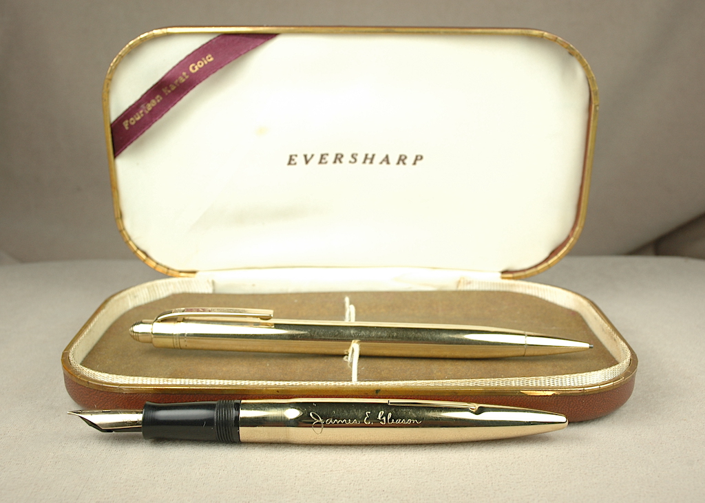 Vintage Pens: 6360: Wahl-Eversharp: Skyline Command Performance